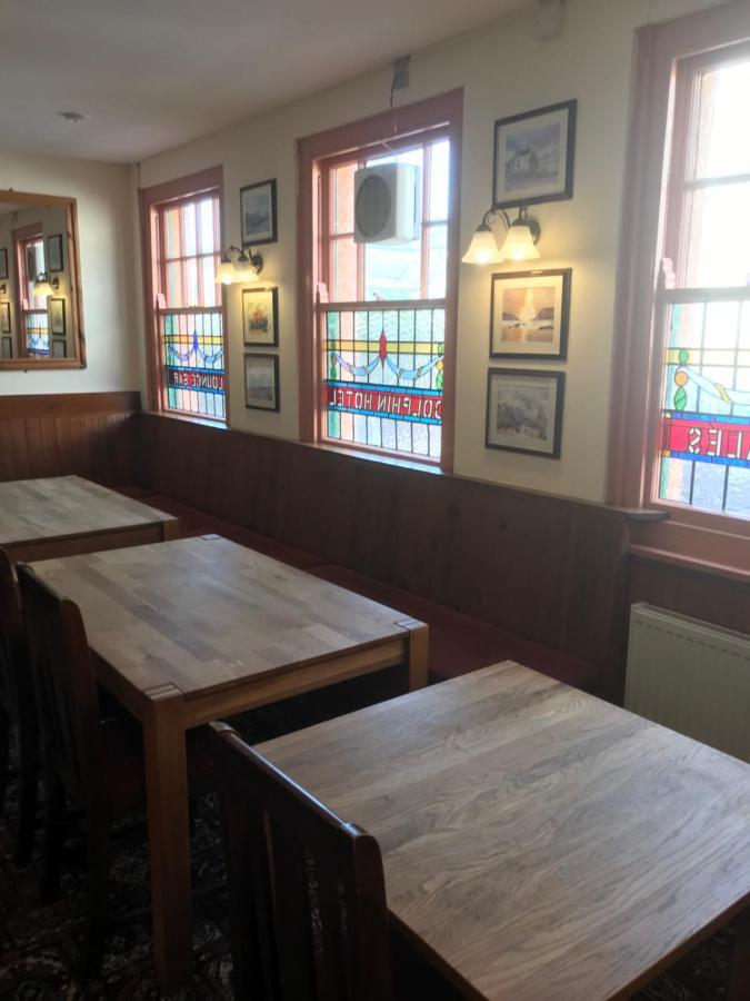 Dolphin Hotel Public House Уеймут Екстериор снимка